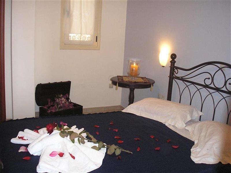 Nostimon Emar Apartment Lourdata  Bagian luar foto